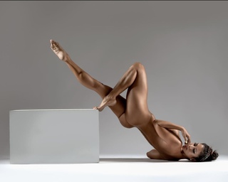 Ali Lee feet photo 3