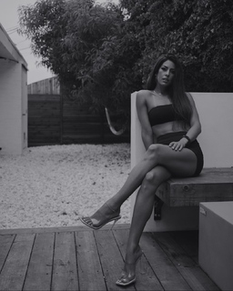 Ali Lee feet photo 13