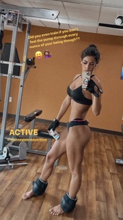 Ali Lee feet photo 9