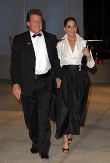 Ali MacGraw feet photo 4