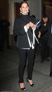 Ali MacGraw feet photo 1