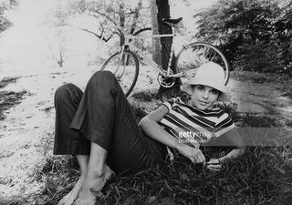 Ali MacGraw feet photo 10