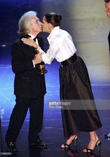 Ali MacGraw feet photo 19
