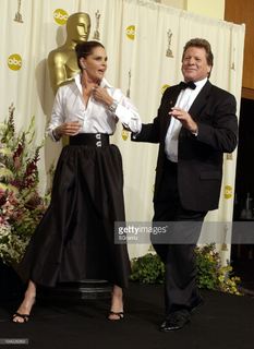 Ali MacGraw feet photo 18
