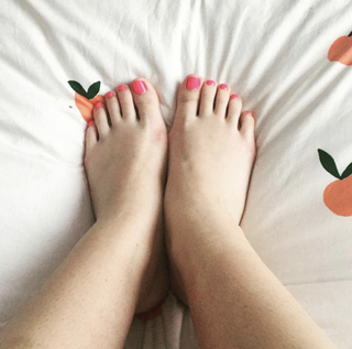 Ali Macofsky feet photo 4