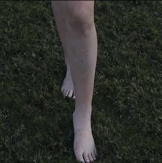 Ali Macofsky feet photo 19