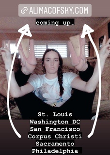 Ali Macofsky feet photo 10