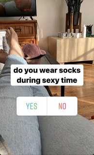 Ali Macofsky feet photo 9