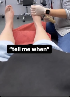 Ali Macofsky feet photo 5