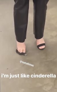Ali Macofsky feet photo 1