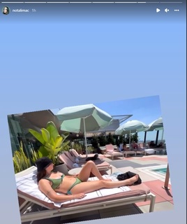 Ali Macofsky feet photo 17