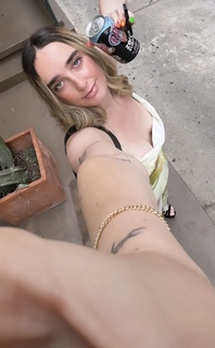 Ali Macofsky feet photo 9