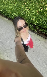 Ali Macofsky feet photo 8