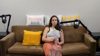 Ali Macofsky feet photo 11