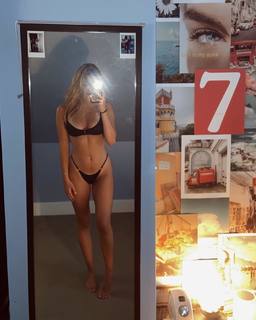 Ali Skovbye feet photo 7