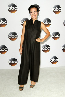 Ali Wong feet photo thumbnail