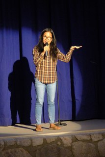 Ali Wong feet photo thumbnail