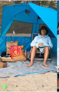 Ali Wong feet photo thumbnail