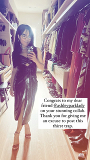 Ali Wong feet photo thumbnail