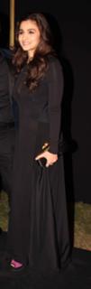 Alia Bhatt feet photo thumbnail