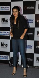 Alia Bhatt feet photo thumbnail
