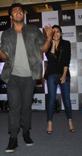 Alia Bhatt feet photo thumbnail