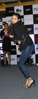 Alia Bhatt feet photo thumbnail
