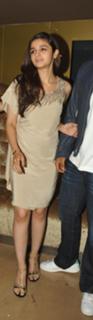 Alia Bhatt feet photo thumbnail