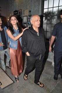Alia Bhatt feet photo thumbnail