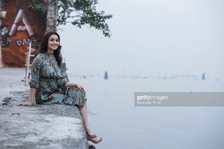 Alia Bhatt feet photo thumbnail