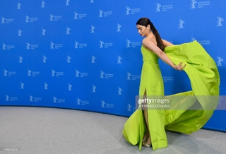 Alia Bhatt feet photo thumbnail