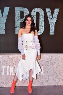 Alia Bhatt feet photo thumbnail