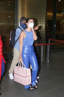 Alia Bhatt feet photo thumbnail