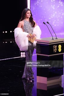 Alia Bhatt feet photo 6