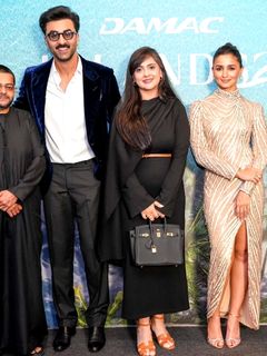 Alia Bhatt feet photo 8