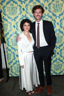 Alia Shawkat feet photo thumbnail