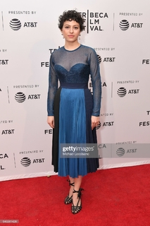 Alia Shawkat feet photo thumbnail