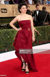 Alia Shawkat feet photo thumbnail