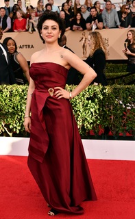 Alia Shawkat feet photo thumbnail