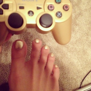 Alia Shelesh feet photo thumbnail