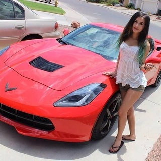 Alia Shelesh feet photo thumbnail