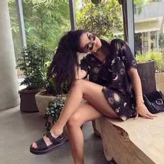 Alia Shelesh feet photo thumbnail