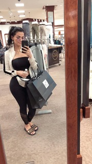 Alia Shelesh feet photo thumbnail