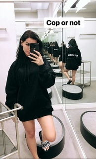 Alia Shelesh feet photo thumbnail