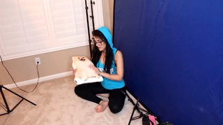Alia Shelesh feet photo thumbnail