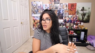 Alia Shelesh feet photo thumbnail