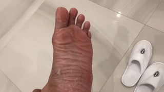 Alia Shelesh feet photo thumbnail