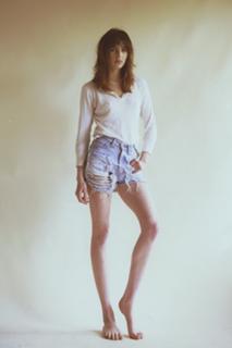 Aliana Lohan feet photo 8