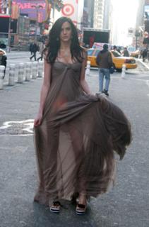 Aliana Lohan feet photo 7