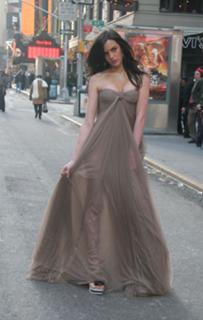 Aliana Lohan feet photo 4